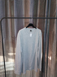 Pull cache cœur femme gris